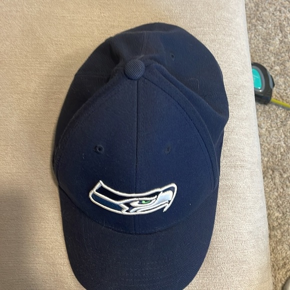 NFL Seahawks cap hat - Picture 6 of 7